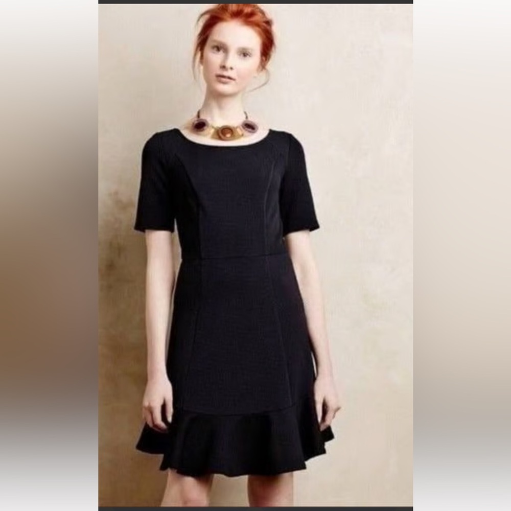 HD in Paris Black Ruffle Hem dress- worn once- excellent condition